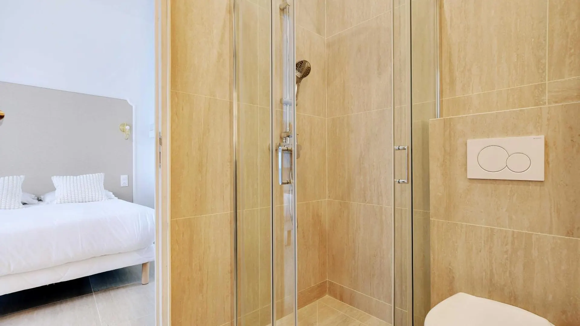 Studio Moderne - Ac- 4P- Champ-De-Mars Parijs 0*,
