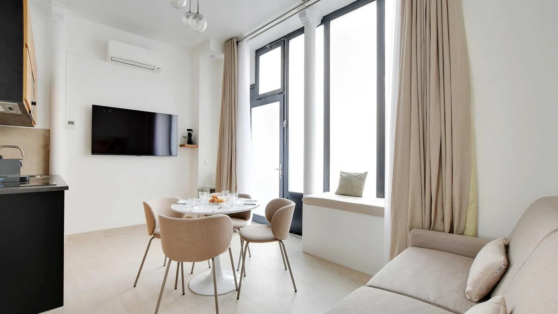 Studio Moderne - Ac- 4P- Champ-De-Mars Parijs Vakantiehuis